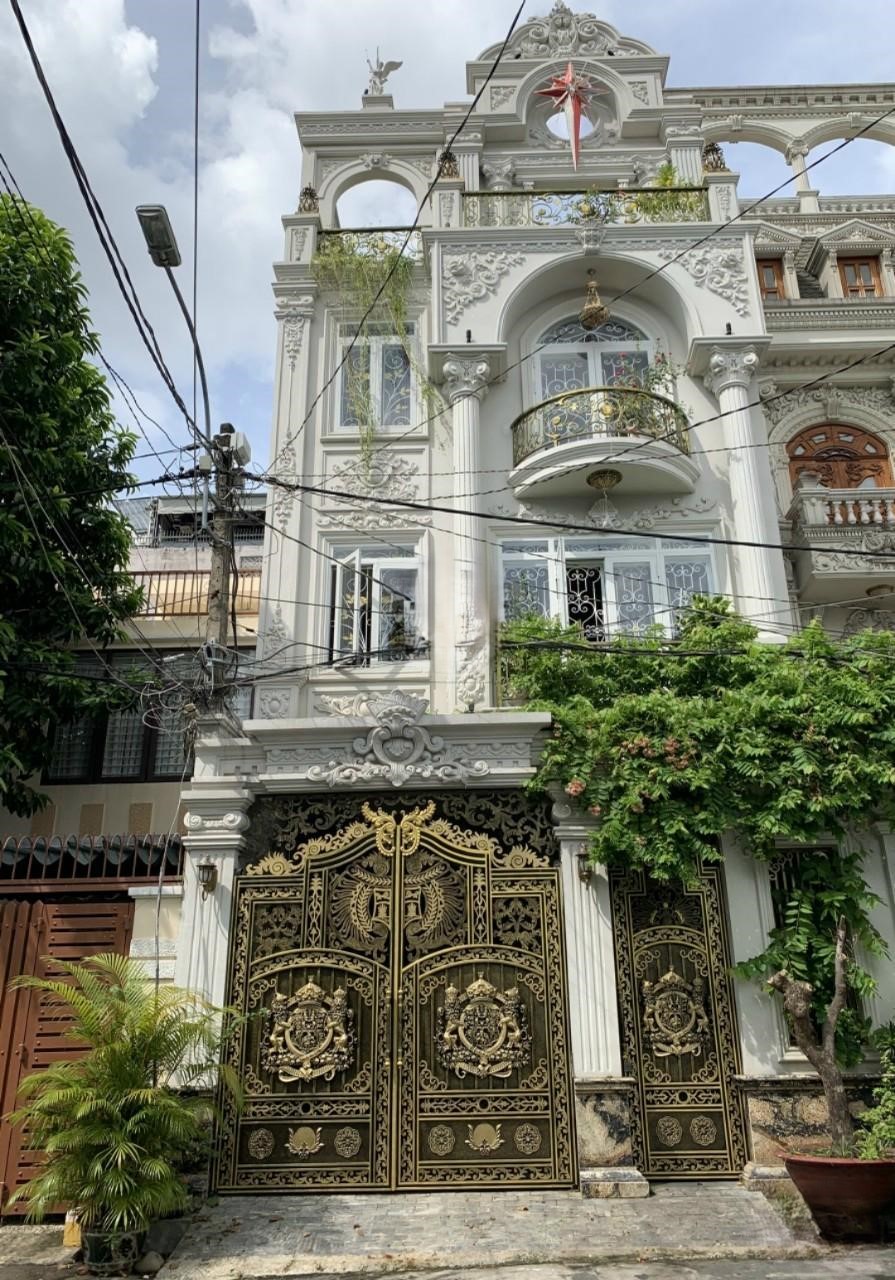 Cần bán biệt thự Điện Biên Phủ 7x20m trệt 2lầu ST có sân trước và sau gíá 32 tỷ